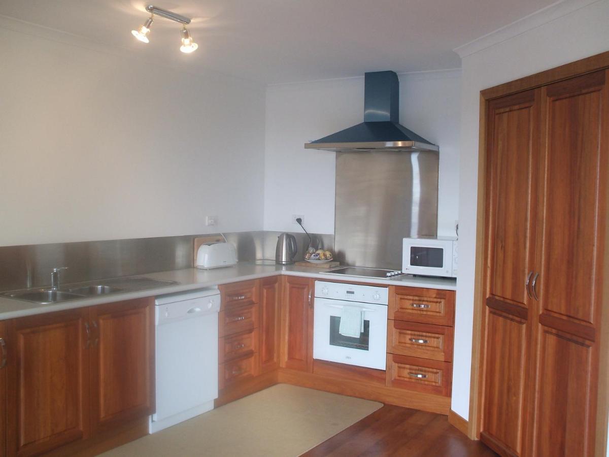 St Helens On The Bay Apartment Bagian luar foto