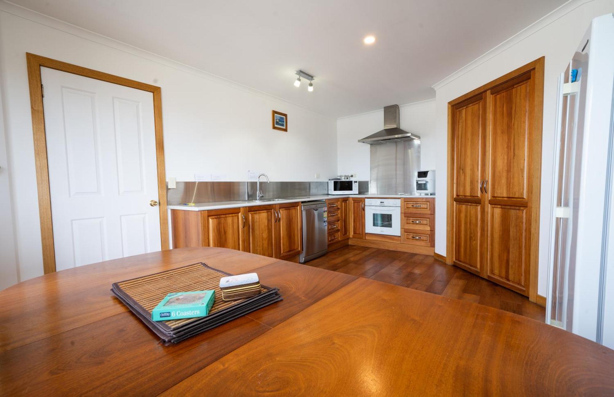 St Helens On The Bay Apartment Bagian luar foto