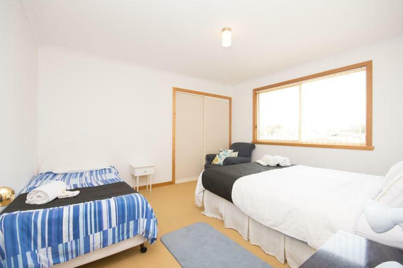 St Helens On The Bay Apartment Bagian luar foto