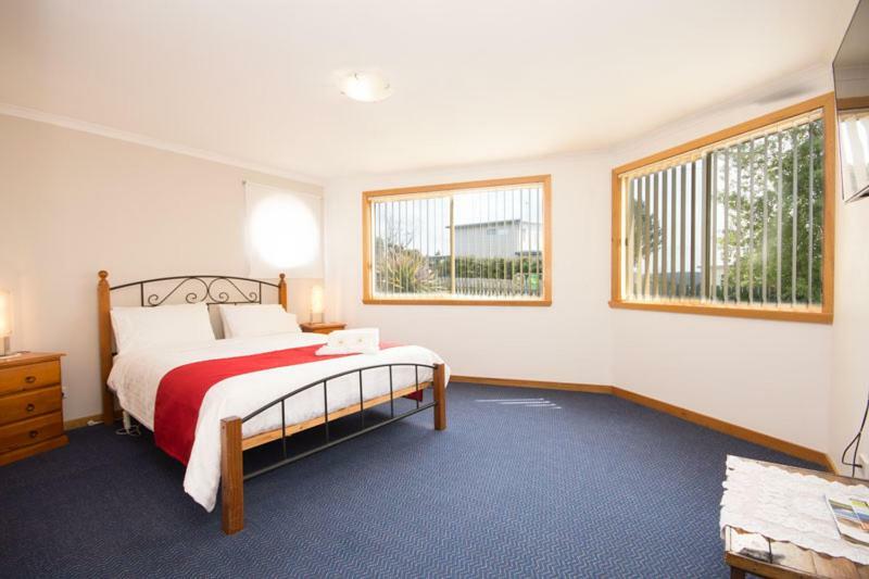St Helens On The Bay Apartment Bagian luar foto