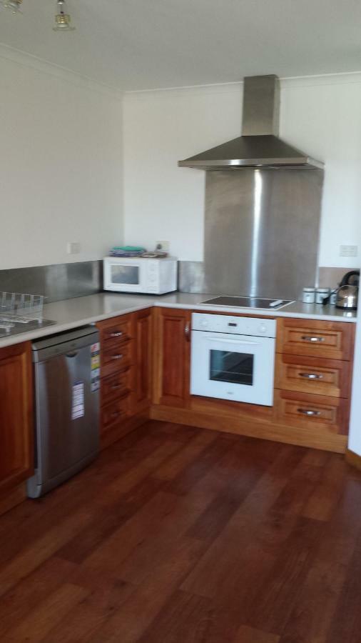 St Helens On The Bay Apartment Bagian luar foto